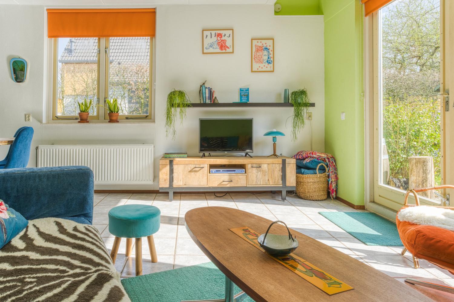 Vakantiehuis, Villapark Oesterbaai 39, Aan Zee, Grenzend Aan Speeltuin *