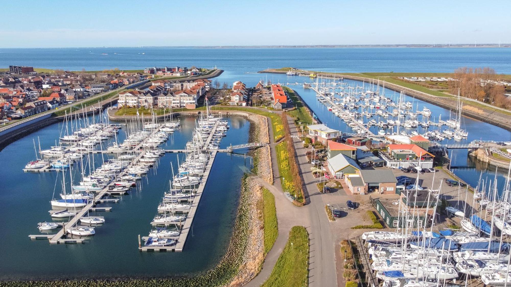 Vakantiehuis, Villapark Oesterbaai 39, Aan Zee, Grenzend Aan Speeltuin Vakantiehuis Wemeldinge